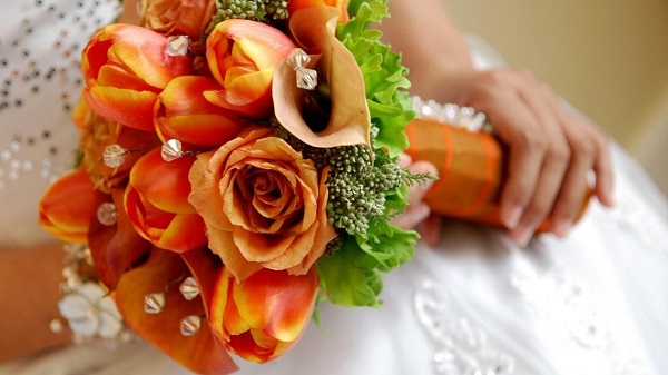 Букет невесты с жемчугом